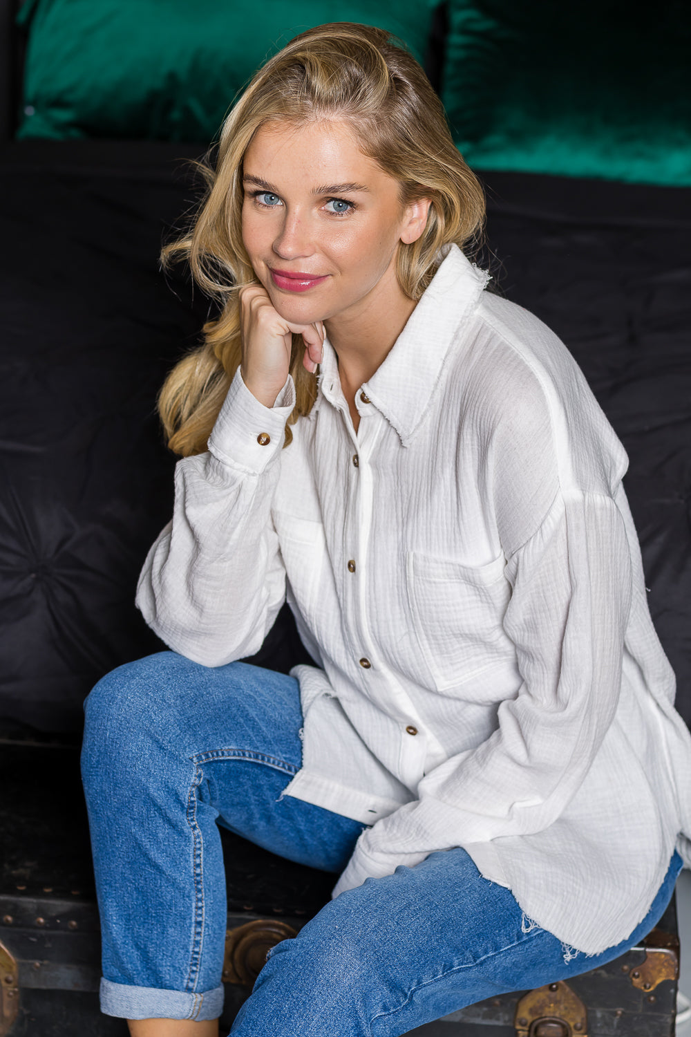 WT0039-OVERSIZED BUTTON UP SHIRT/